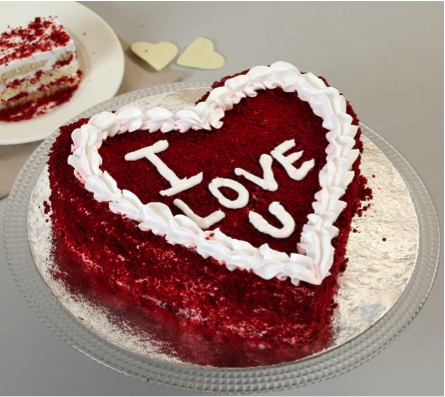 Red velvet Love Cake